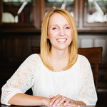 andrea-lochen-author